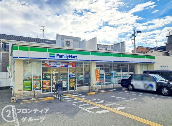 東大阪市大蓮南４丁目　新築一戸建て　Ｊ号棟(ファミリーマート東大阪大蓮南店)