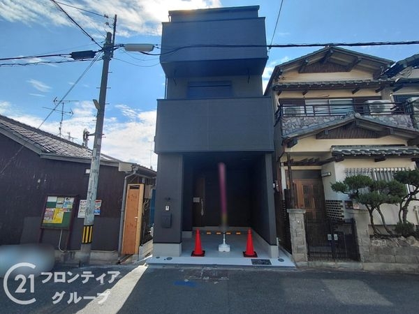 大阪市平野区加美鞍作２丁目　新築一戸建て