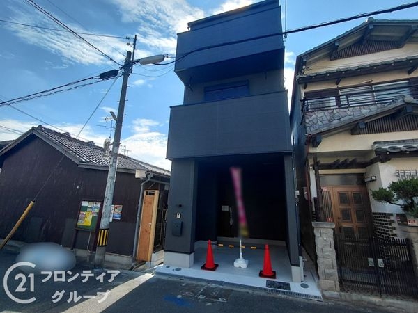大阪市平野区加美鞍作２丁目　新築一戸建て
