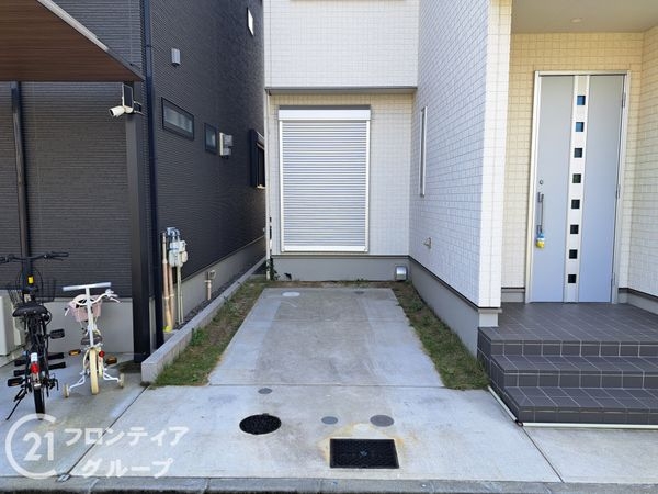 東大阪市中鴻池町３丁目　中古一戸建て