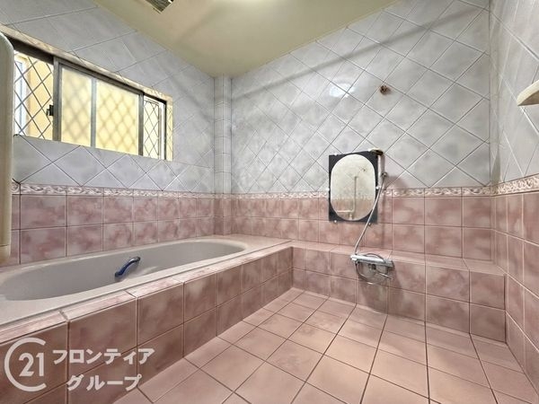 東大阪市長堂１丁目　中古一戸建て