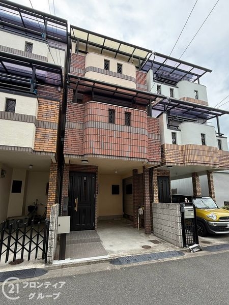 東大阪市吉田本町１丁目　中古一戸建て