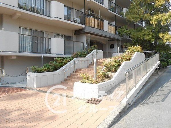 小阪パークハイツ壱号棟　中古マンション