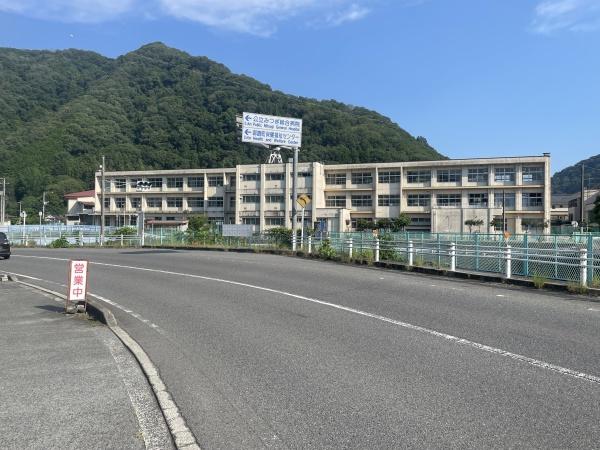尾道市御調町徳永の中古一戸建て(尾道市立御調中央小学校)