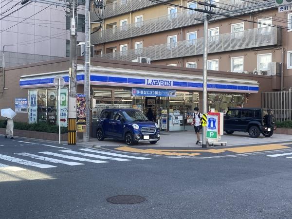 オアシスマンションプレジデント光ヶ丘(ローソン広島光町店)