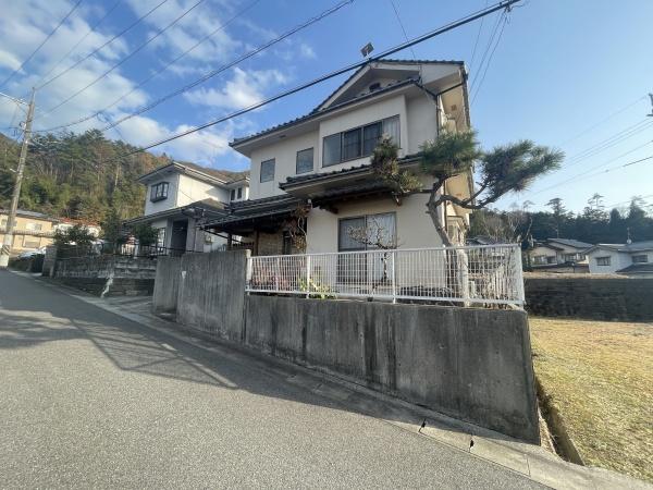 広島市安佐南区沼田町大字吉山の中古一戸建