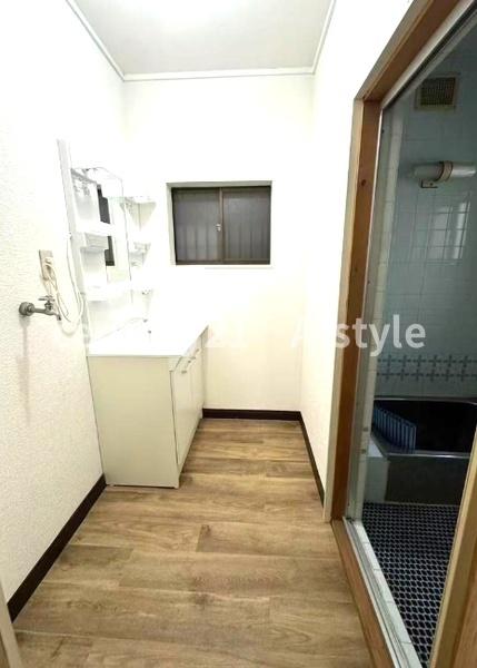 大阪市西成区鶴見橋３丁目の中古一戸建