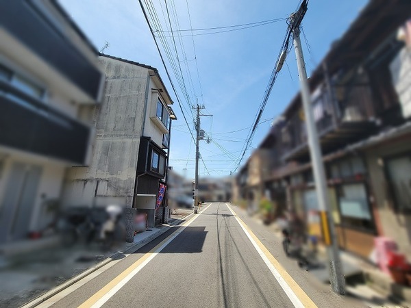 京都市中京区西ノ京冷泉町の中古一戸建て
