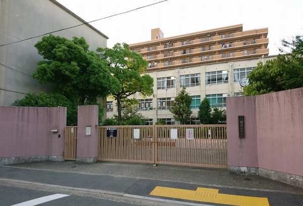 桂川ハイツ　1号館(祥栄小学校)
