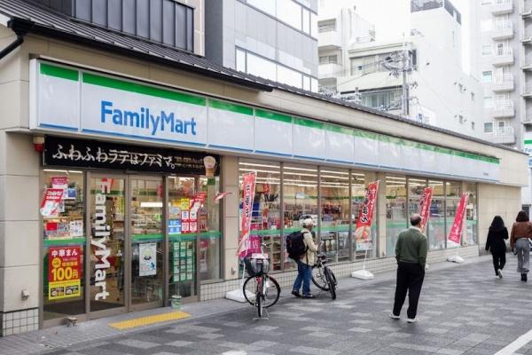 中京区西横町(ファミリーマート御池西洞院店)