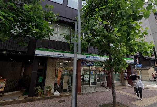 パルコート四条室町(ファミリーマート京都烏丸松原店)