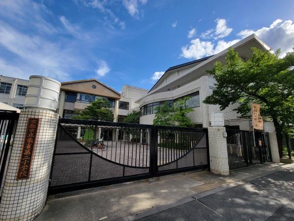 京都市中京区西ノ京右馬寮町の中古一戸建て(朱雀第二小学校)