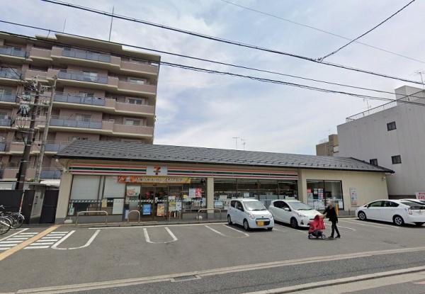 ユニロイヤル四条大宮(セブンイレブン京都壬生川仏光寺店)