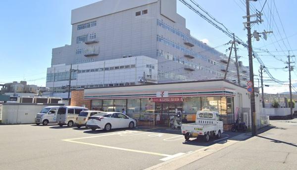 プライムメイツ伏見丹波橋(セブンイレブン京都伏見寝小屋町店)