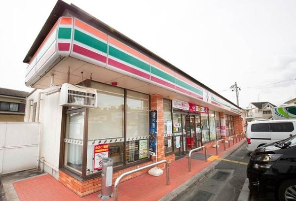 城陽市富野森山の中古一戸建て(セブンイレブン城陽長池店)