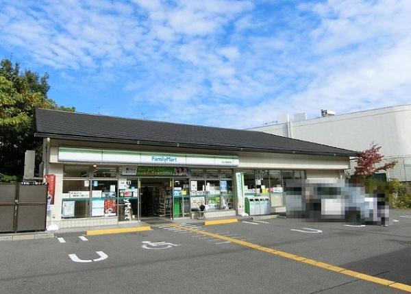 京都市右京区龍安寺塔ノ下町の中古一戸建て(ファミリーマート妙心寺駅前店)