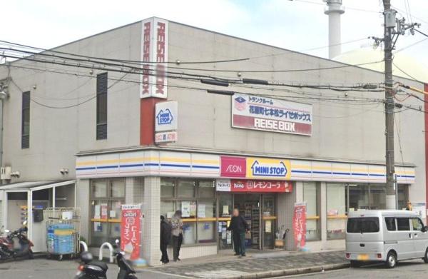 ル・パルトネール京都丹波口(ミニストップ七本松花屋町店)