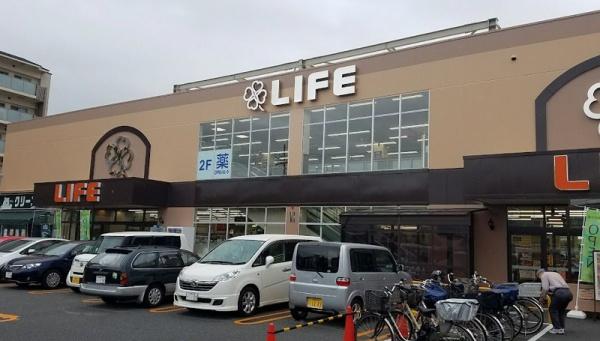 コトーハイツ伏見稲荷Ａ棟(ライフ伏見深草店)