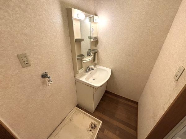 京都市山科区西野山百々町の中古一戸建て