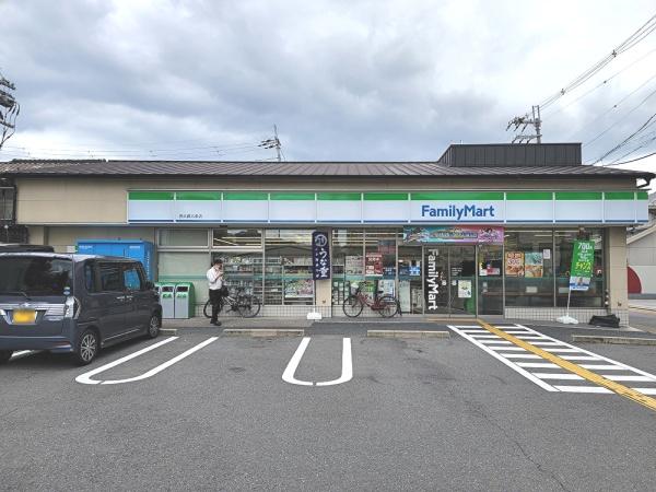 アンビエント西大路(ファミリーマート西大路九条店)
