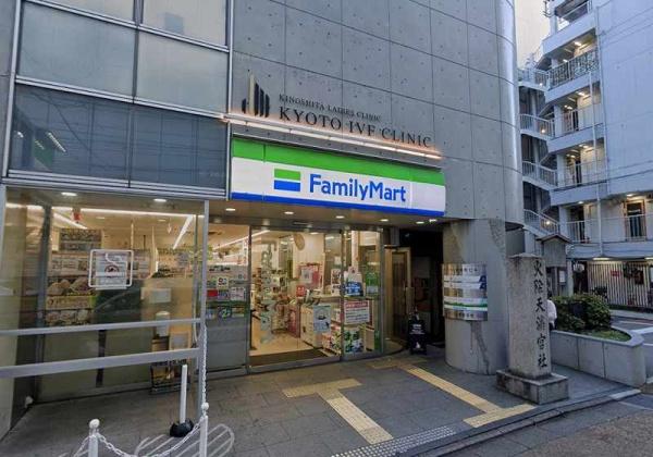 パークホームズ四条河原町(ファミリーマート四条寺町店)