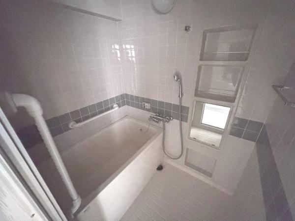 グランドムール嵯峨広沢