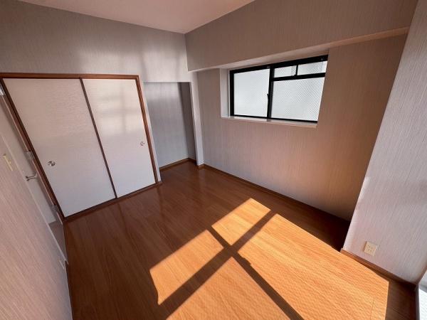 グランドムール嵯峨広沢