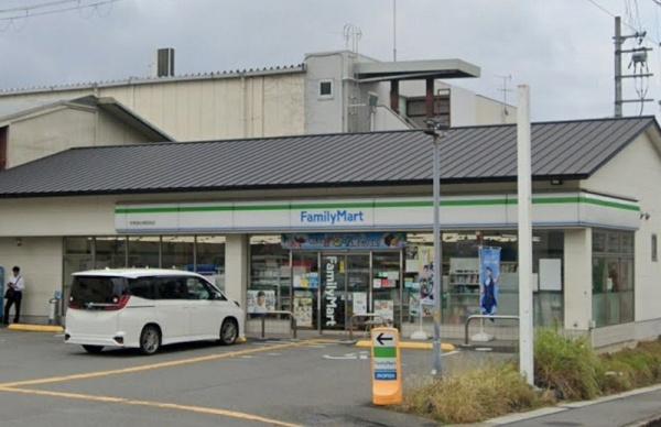 京都市山科区上花山桜谷の中古一戸建て(ファミリーマート京都清水焼団地店)