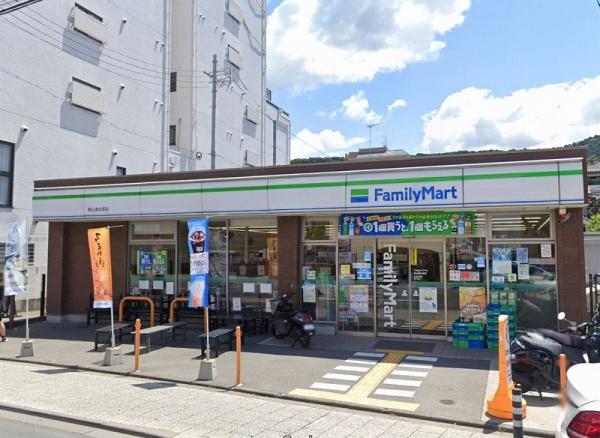エステムコート清水坂千都ステージ(ファミリーマート東山清水坂店)
