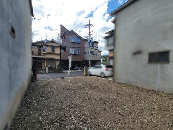 京都市右京区嵯峨広沢南下馬野町の土地