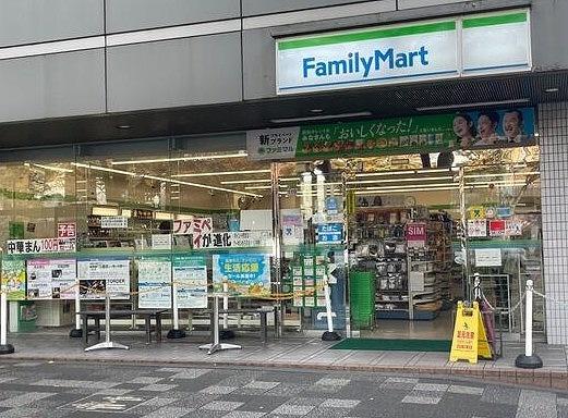 エスリード烏丸御池(ファミリーマート京都堺町御池店)