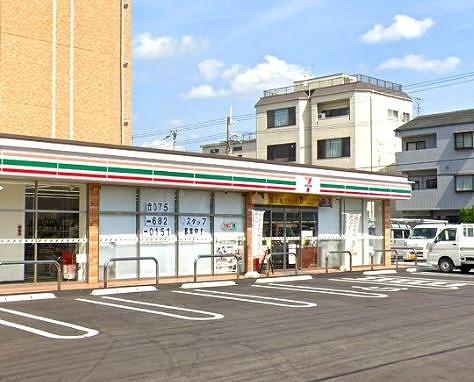 ユニアルス洛南プレジオ(セブンイレブン吉祥院仁木ノ森店)
