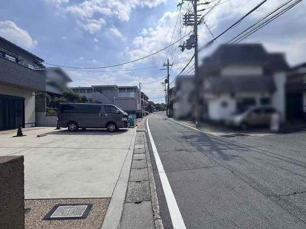 ノア伏見桃山城前