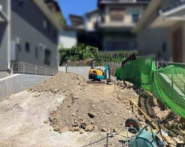 伏見区深草願成町　1号棟
