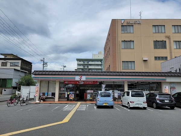 吉祥院ガーデンハイツC棟(セブンイレブン吉祥院向田東町店)