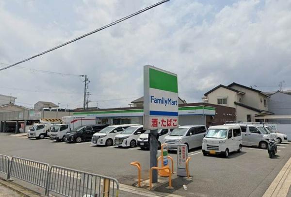 labellmer伏見稲荷(ファミリーマート師団街道深草店)