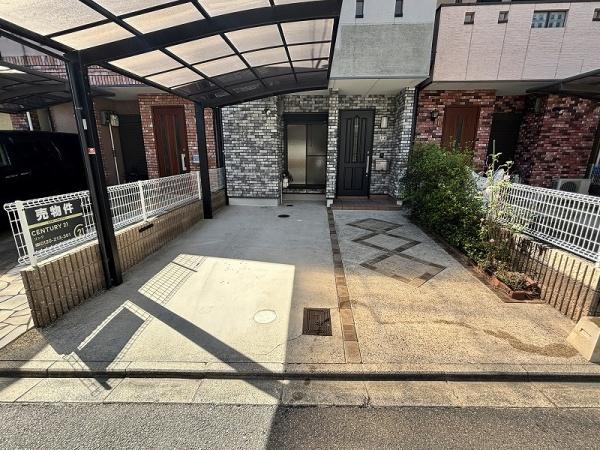 京都市右京区西京極佃田町の中古一戸建て