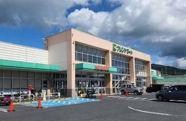 大津市際川２丁目の土地(フレンドマート唐崎店)
