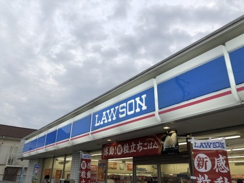 ファミール川越(ローソン川越仙波町店)