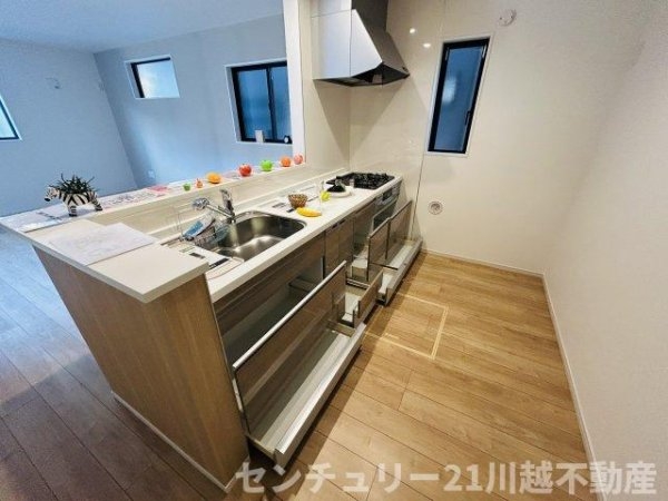 KIS川越市南大塚７期全２棟　２号棟