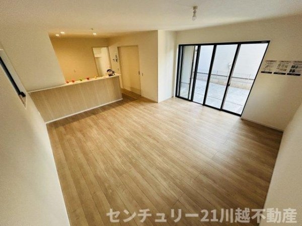 KIS川越市南大塚７期全２棟　２号棟