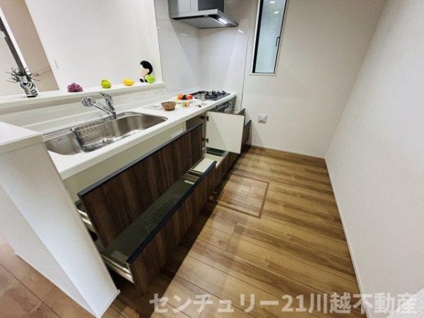 GRAFARE川越市今成13期　全5棟