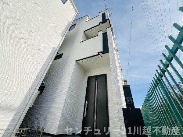 川越市旭町１丁目　土地20坪弱　建物27坪弱