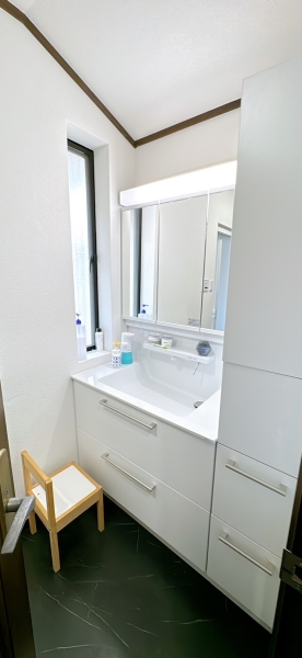 藤沢市片瀬２丁目の中古一戸建て