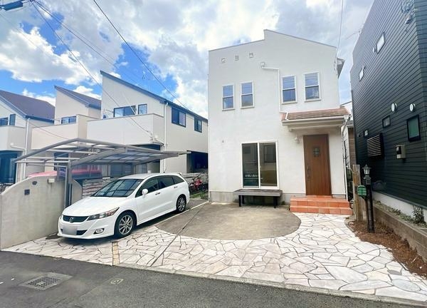 藤沢市片瀬４丁目戸建