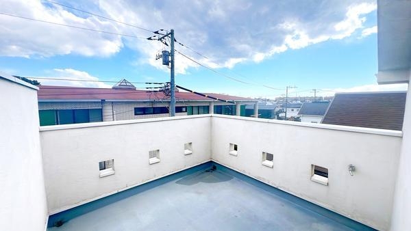 藤沢市片瀬４丁目の中古一戸建て