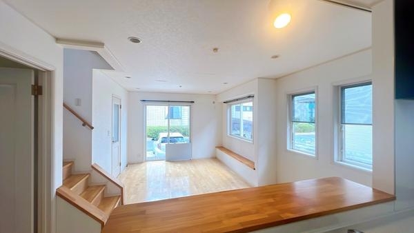 藤沢市片瀬４丁目の中古一戸建て