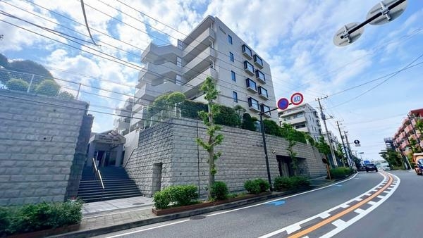 藤和江ノ島ホームズステージII　３階