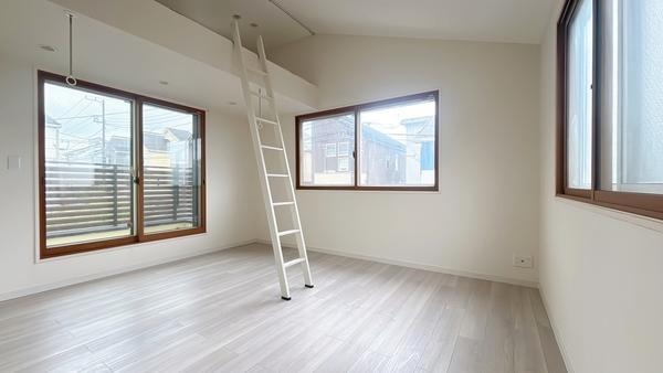 藤沢市稲荷１丁目の中古一戸建て