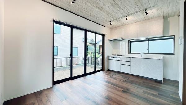 藤沢市羽鳥５丁目戸建